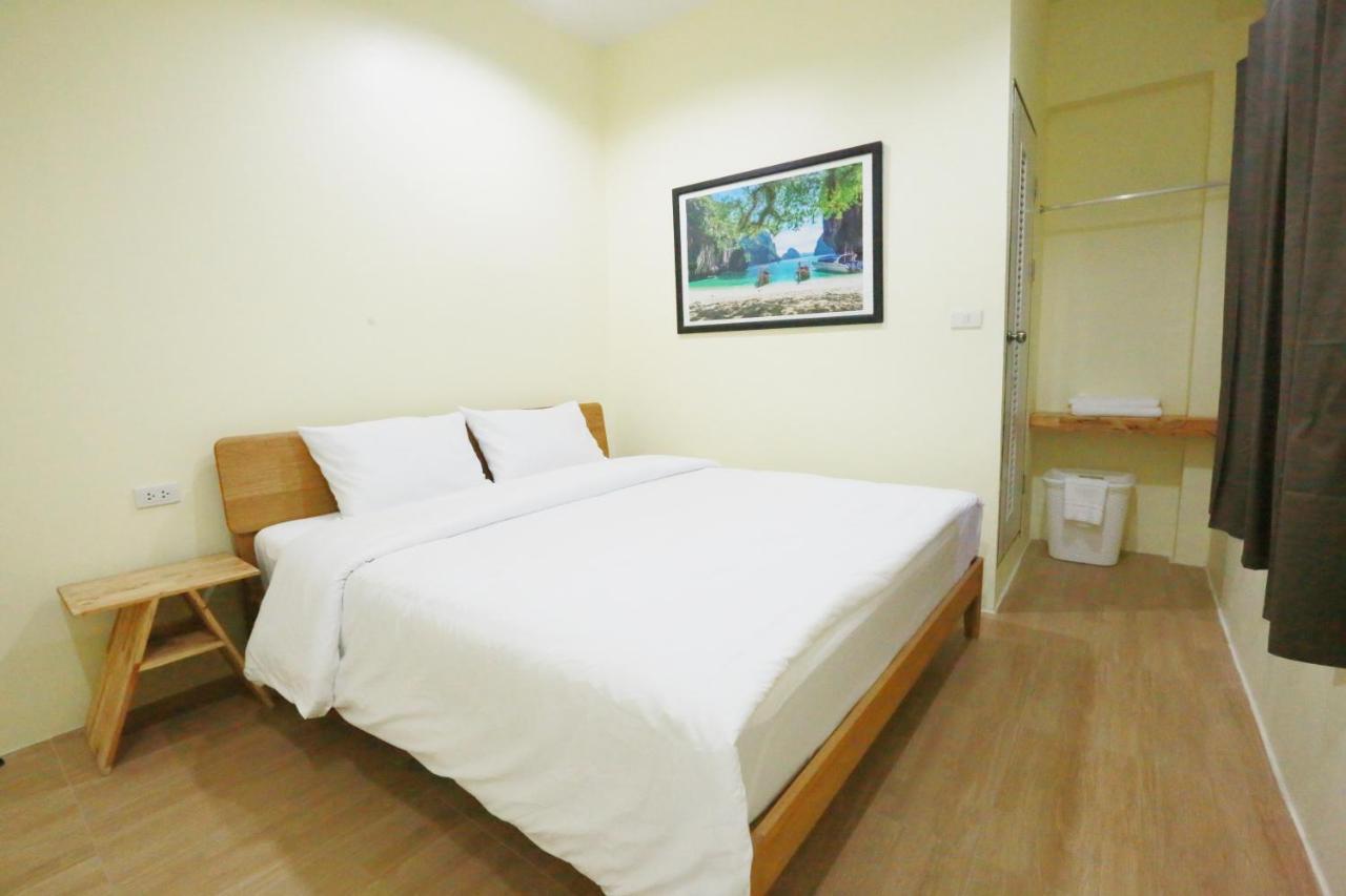 Hostel Interest Poshtel Bangkok Exteriér fotografie